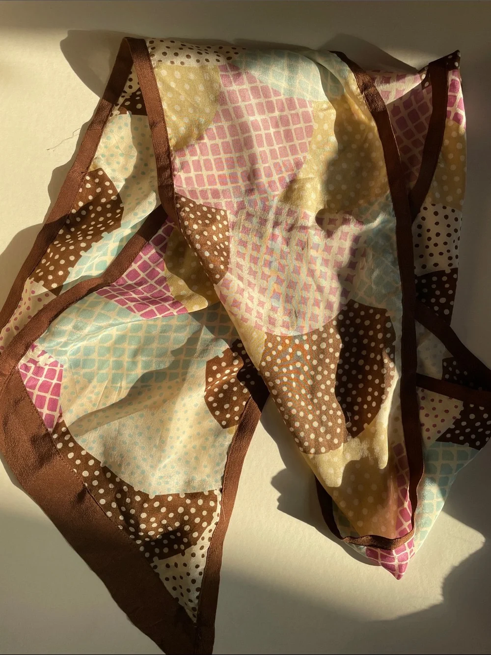VTG ACCESSORIZE SILK SCARF